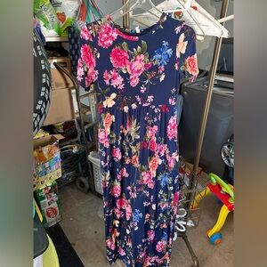 Sold. Beeson River Maternity Dress size medium